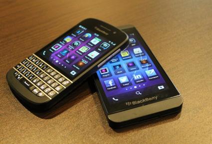 المواجهة في بلاكبيري تحتدم بين Q10 و Z10